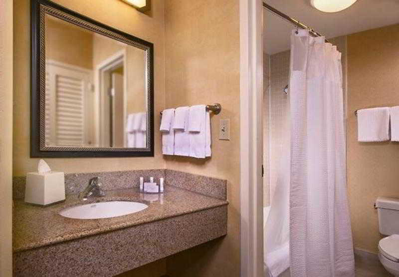 Hotel Courtyard By Marriott Raleigh Cary Exterior foto